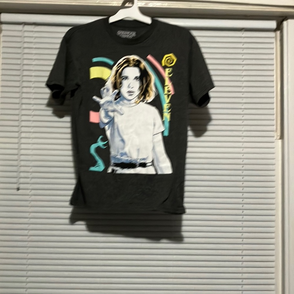 Cool Stranger Things tshirt